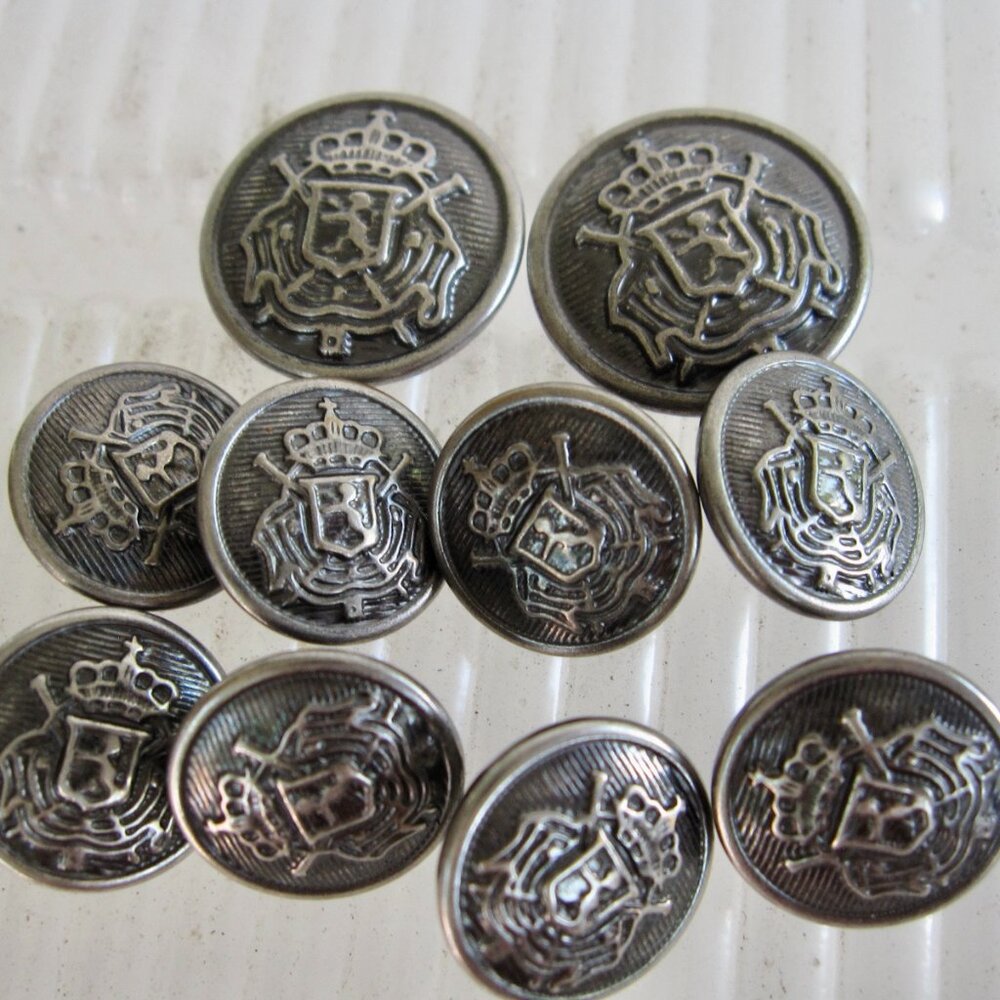 Michael Kors 10 Replacement Buttons Gunmetal Gray Pewter for Blazer Crown Crest
